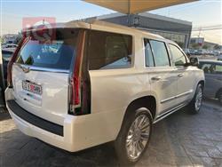 كاديلاك اسكاليد